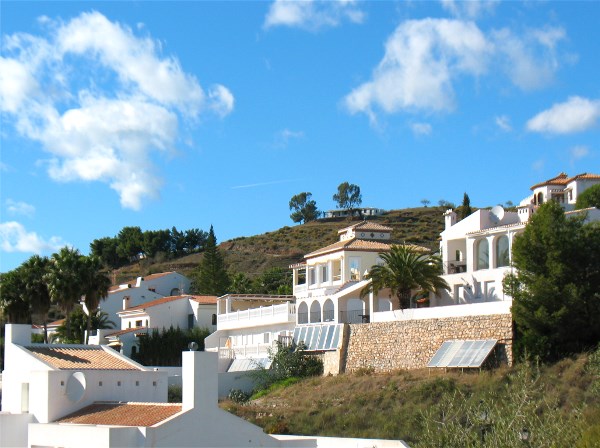 Hier sehen Sie die Villa Almendros in Salobrena an der Costa Tropical