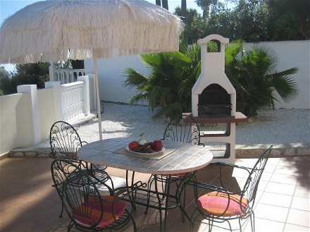 Die Grillecke befindet sich unterhalb der Appartements