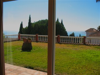 Blick vom Schlafzimmer aufs Meer