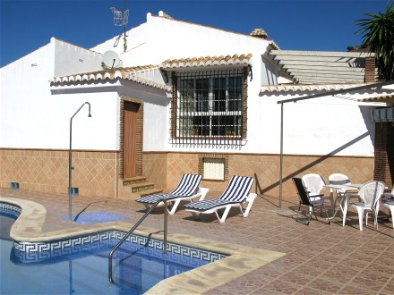 Finca Carmona in Almunecar mit grosser Terrasse