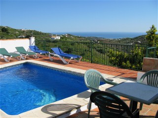 der private Pool ist nicht einsehbar