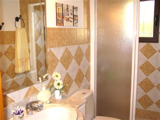 Bad mit grosser Dusche