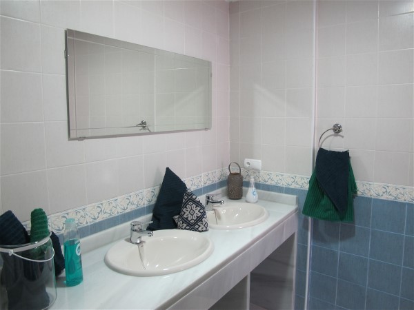 En Suite Bad im Untergeschoss