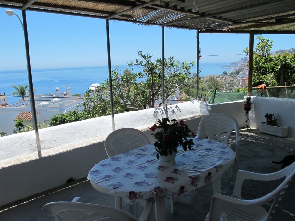 Von der Terrasse haben Sie einen sch�nen Meerblick
