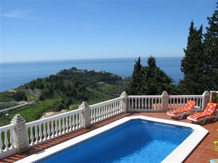 Villa Longa in Almunecar, Costa del Sol Urlaub