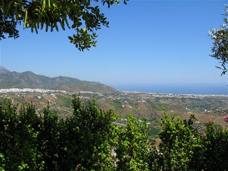 Blick auf Frigiliana, Nerja und das Meer