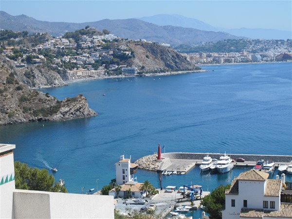 Hafen Marina del Esten